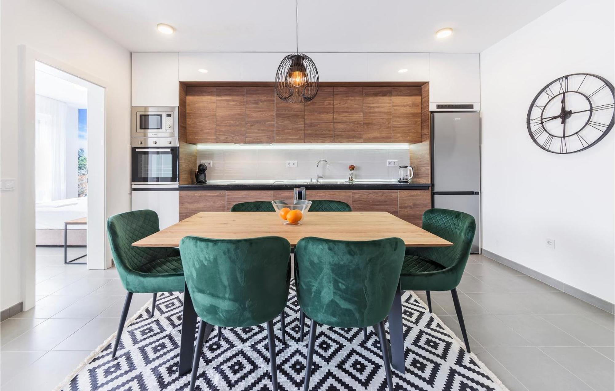 Amazing Apartment In Premantura With Kitchen Esterno foto